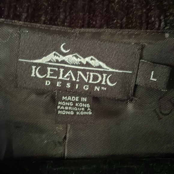 Icelandic Design Large Black/Olive/Brown print wool zip up sweater. - Picture 2 of 9